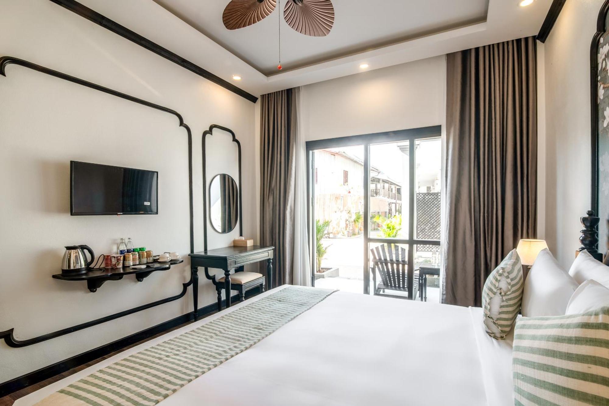 Luang Prabang Vang Luang Hotel Exterior photo
