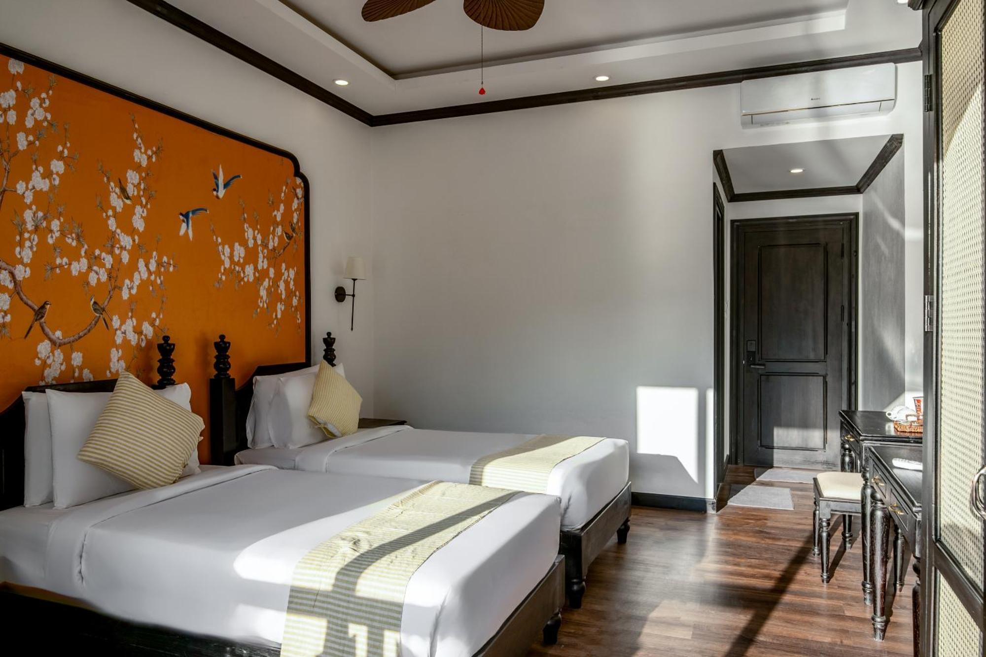 Luang Prabang Vang Luang Hotel Exterior photo